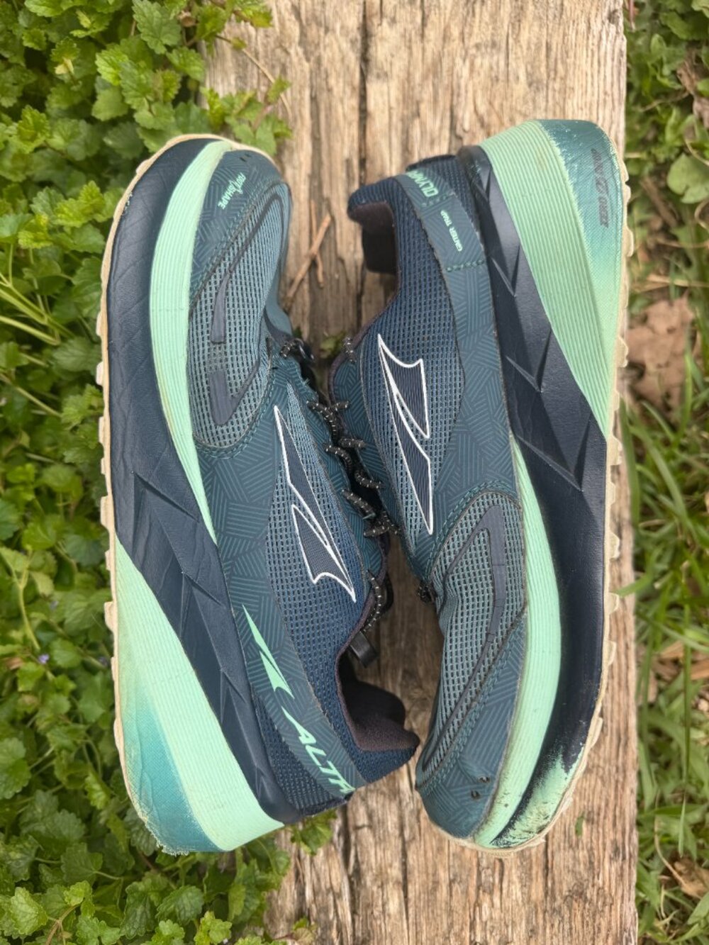 Altra Olympus 3.5 Trail Running Shoes Womens 8 Blue Vibram Sneakers - Picture 2 of 6
